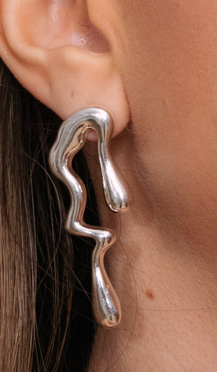 Brinco de Gota Derretida Orgânica - Yarin Semijoias